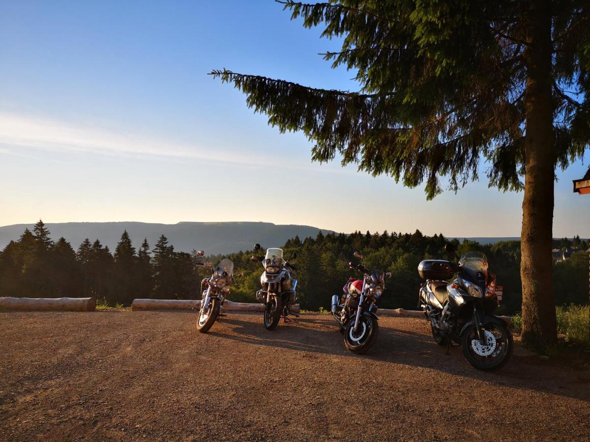 Hotel Schoene Aussicht Masserberg Zewnętrze zdjęcie